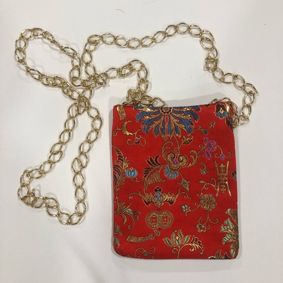 NEW small red Asian design crossbody bag with gold chain strap. Teal lining ❤️ - Picture 3 of 6